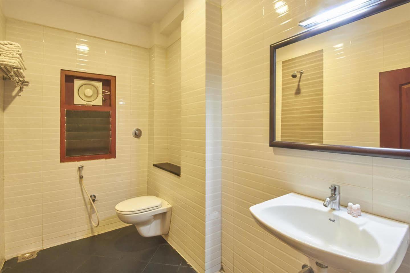 Pleasant Inn Пондичерри Экстерьер фото